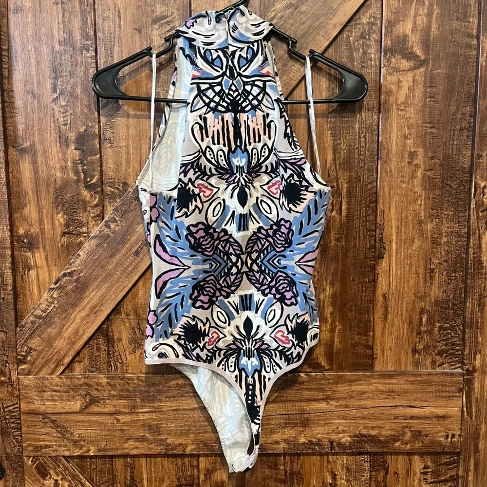 Free People Tucker Printed‎ Bodysuit Sleeveless Halter Neck Top xs euc